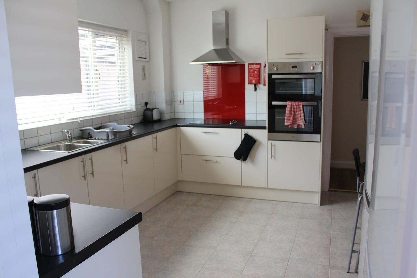 Room Bradgate Road in Bedford