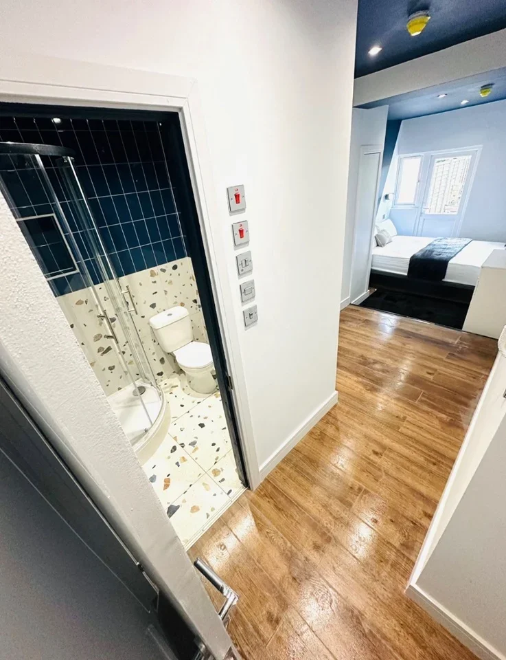Room Byron Road in Greater London
