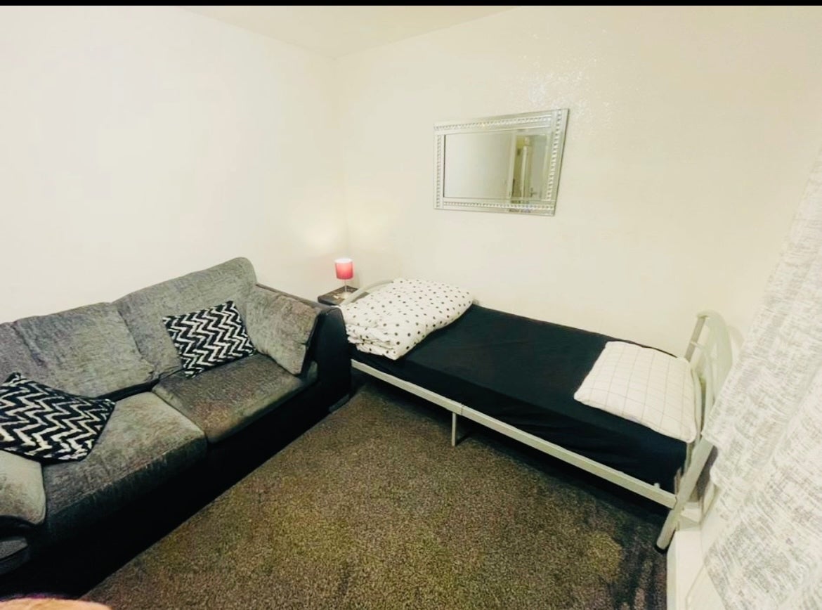 Room Preston Hill in Greater London