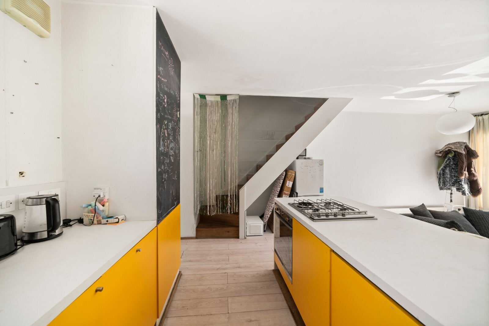 Flat Westbridge Road in Greater London