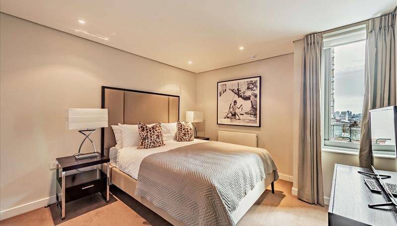 Flat Merchant Square in City of Westminster
