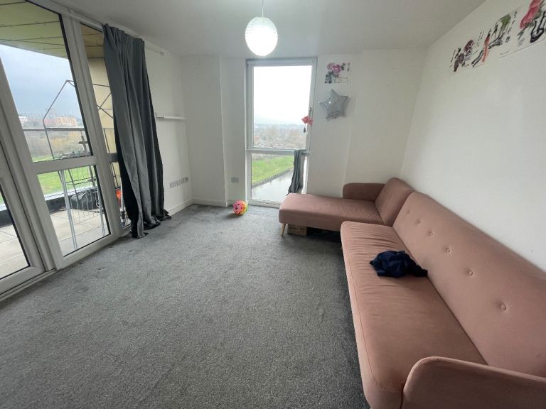 Flat Adelphi Street in Salford