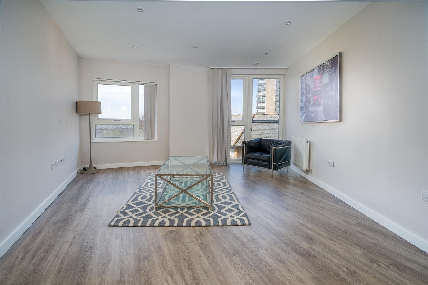 Flat Wandle Road in Greater London