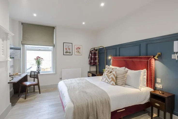 Flat Upper Tooting Road in Greater London