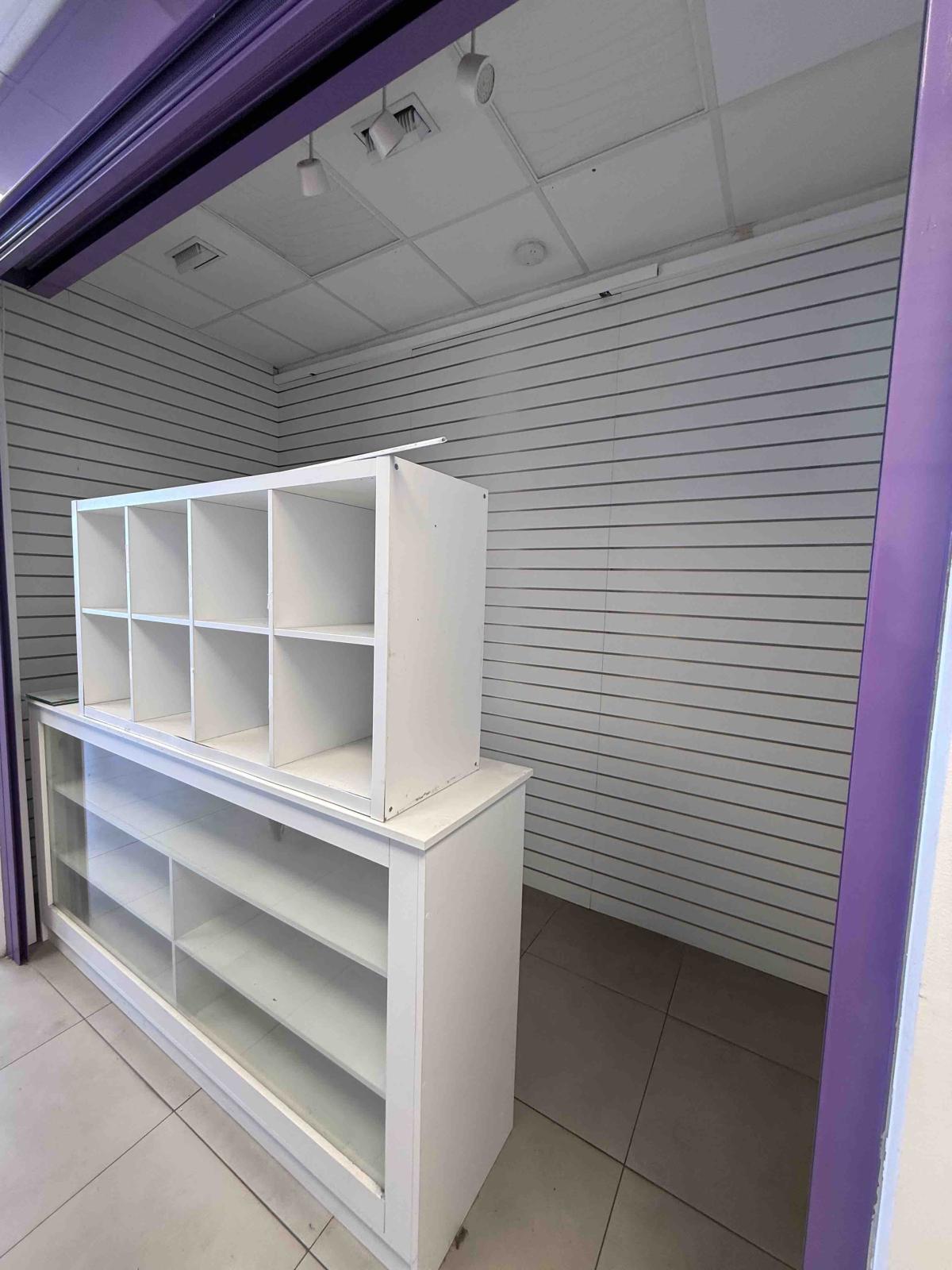 Flat Streatfield Road in Greater London