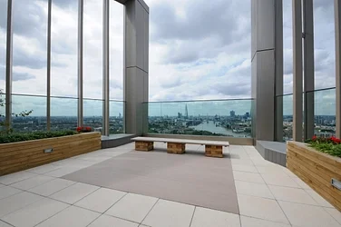 Flat Surrey Quays Road in Greater London