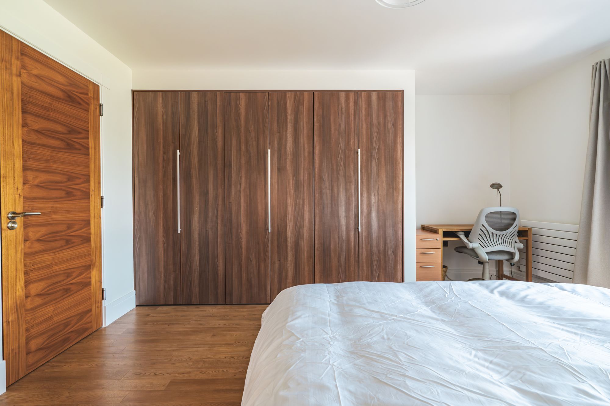 Flat Hughenden Terrace in Glasgow