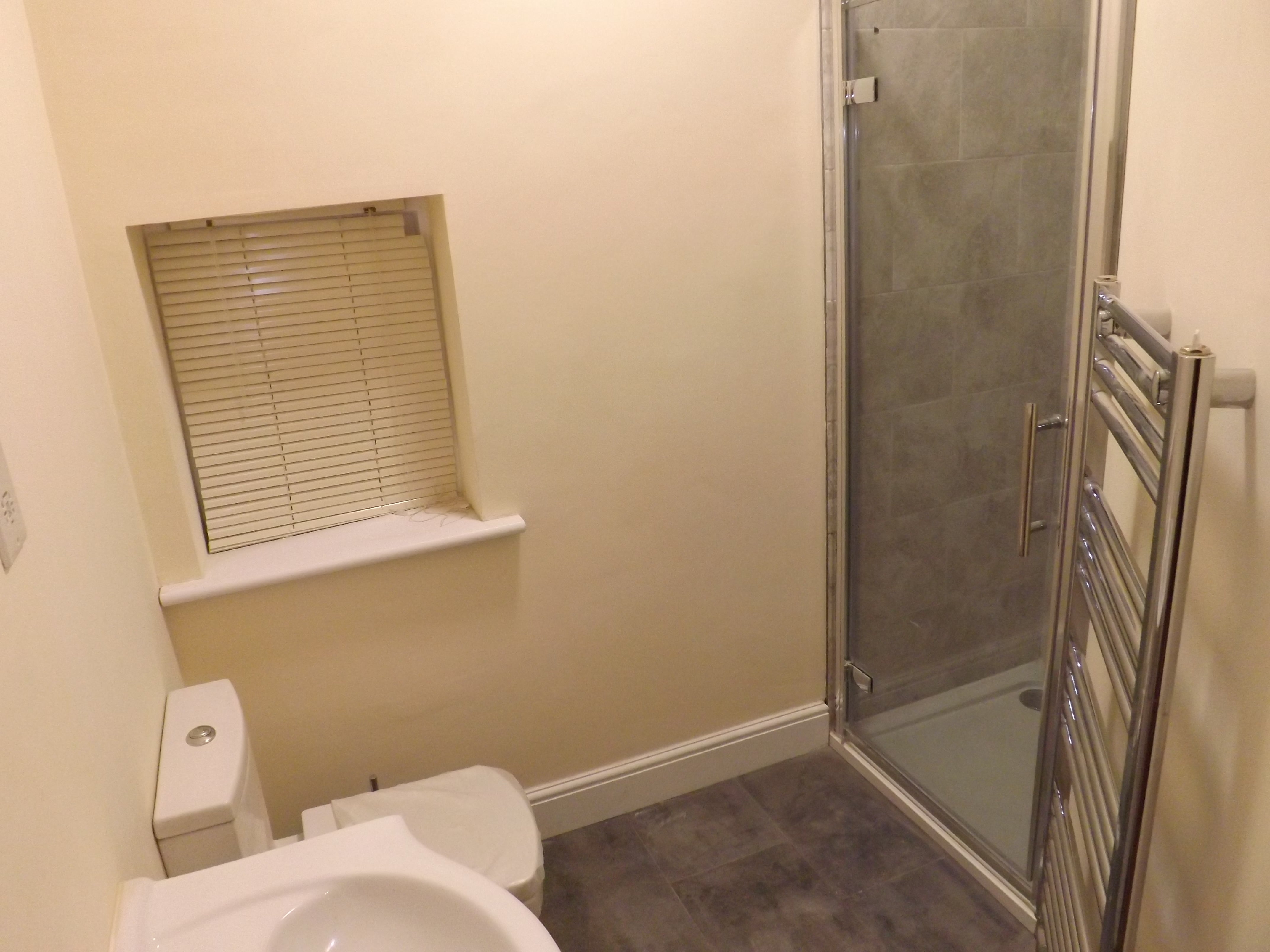Flat Lansdowne Road in Bedford