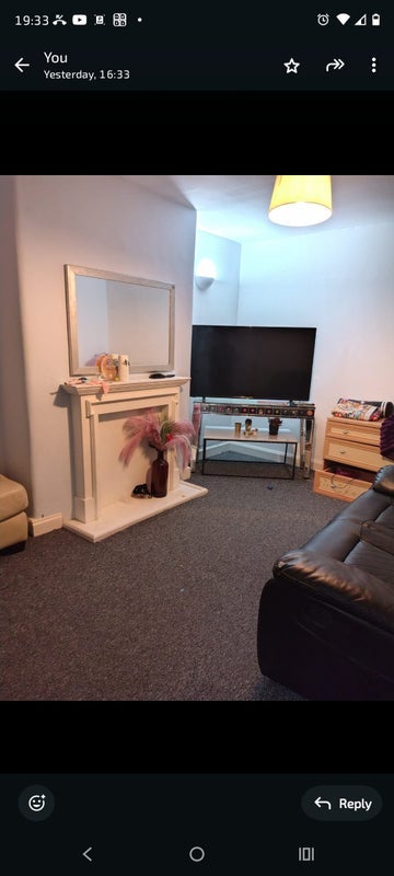 Room Bucklow Avenue in Manchester