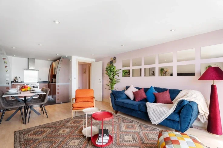 Flat Newton Place in Greater London