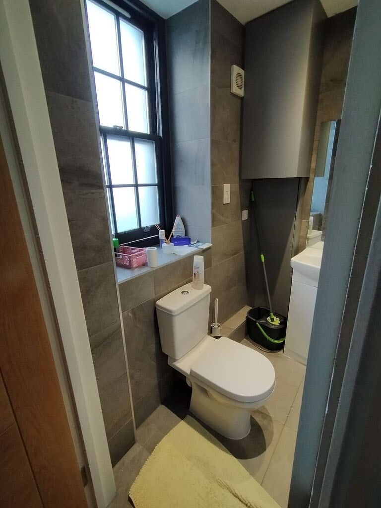 Room Chadbourn Street in Greater London