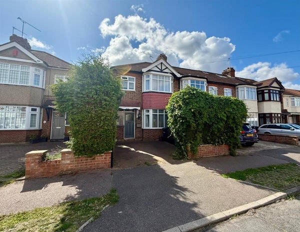 House Northfield Road in Waltham Cross