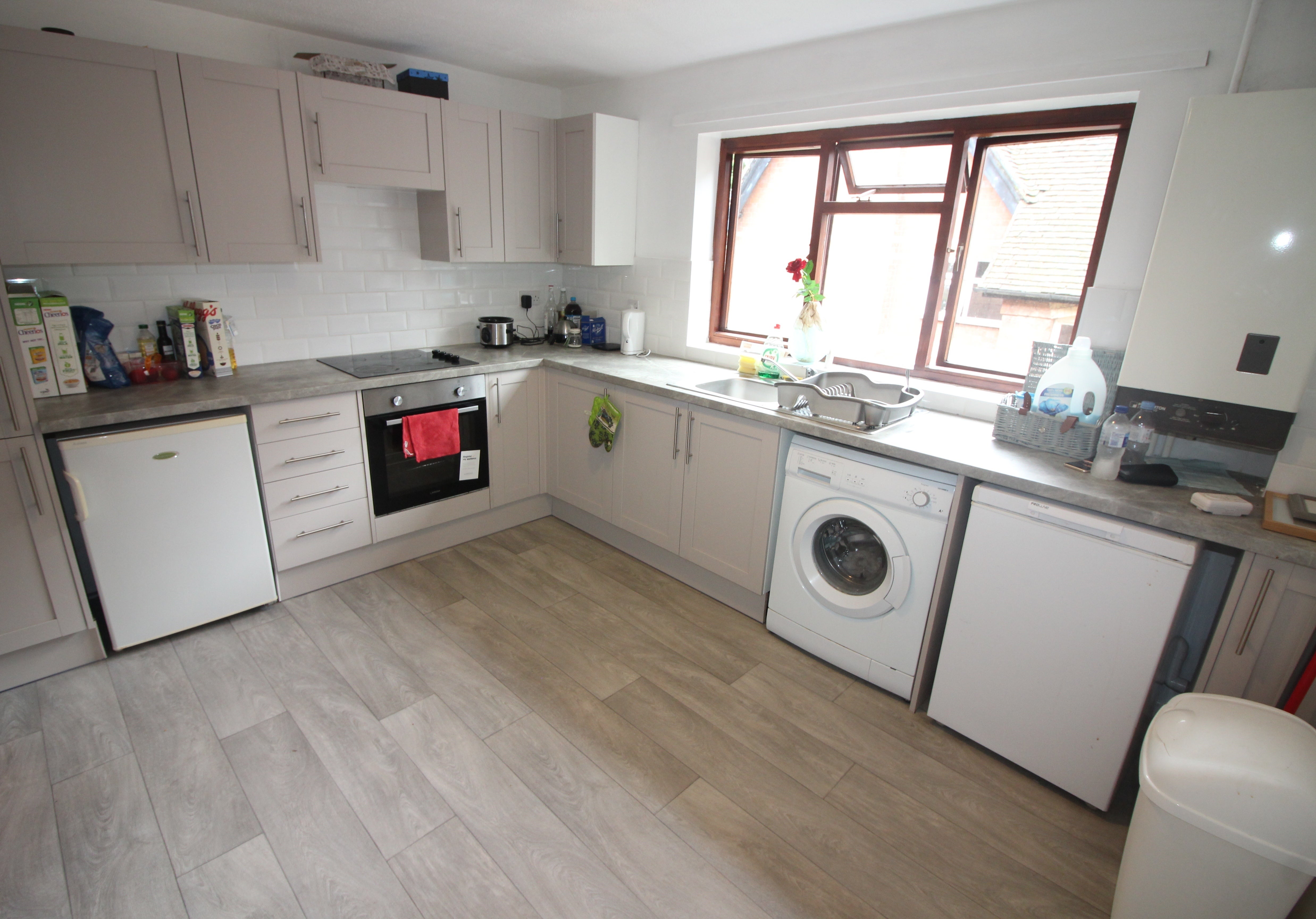 Flat Aldwick Close in Royal Leamington Spa