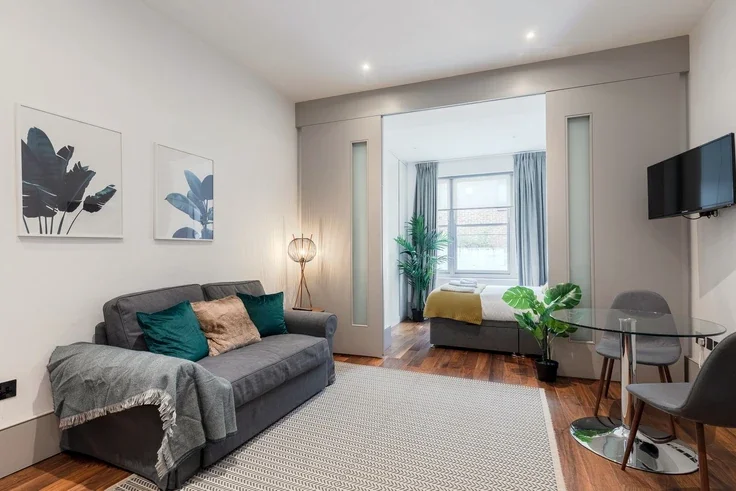 Flat Collingham Place in Greater London