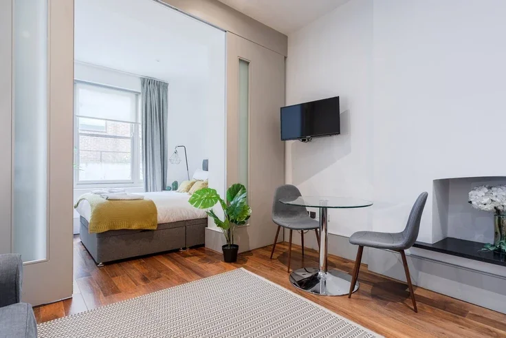 Flat Collingham Place in Greater London