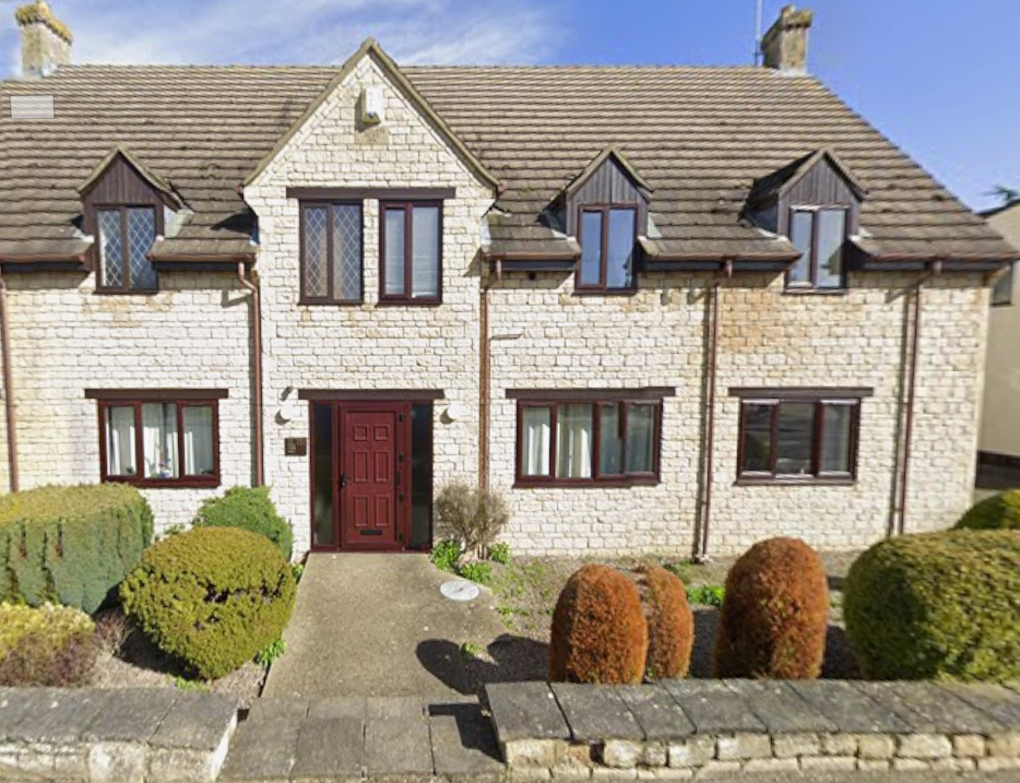 Flat Willow Croft Close in Peterborough