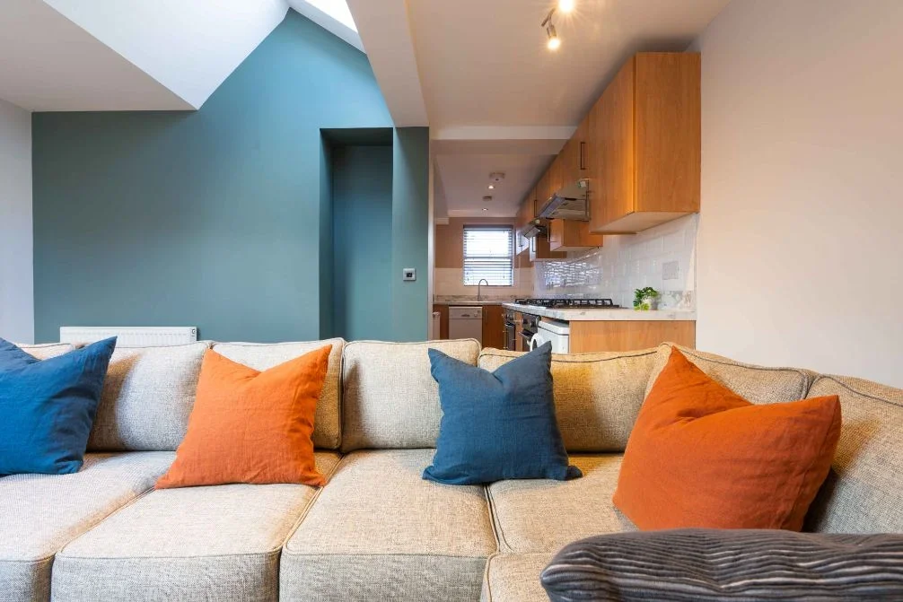 Flat Jesmond Road in Newcastle upon Tyne