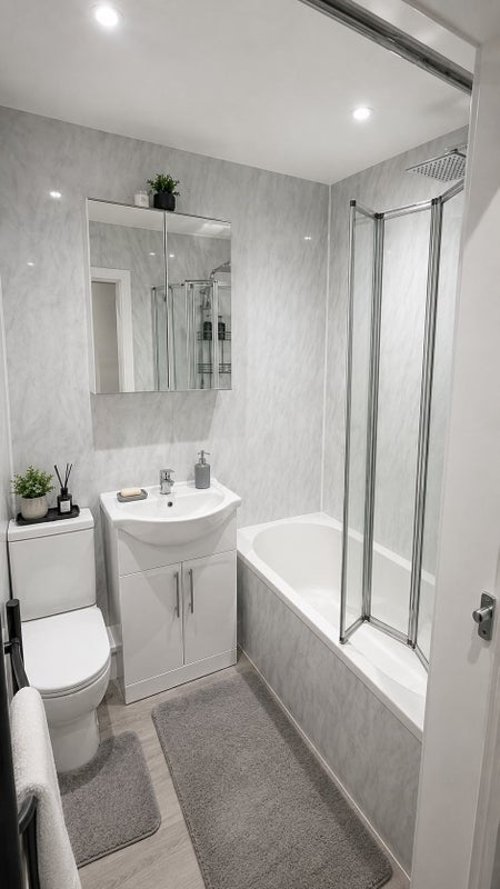 Room Mitcham Road in Greater London