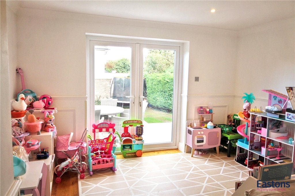 House Heathland Mews in Reigate and Banstead