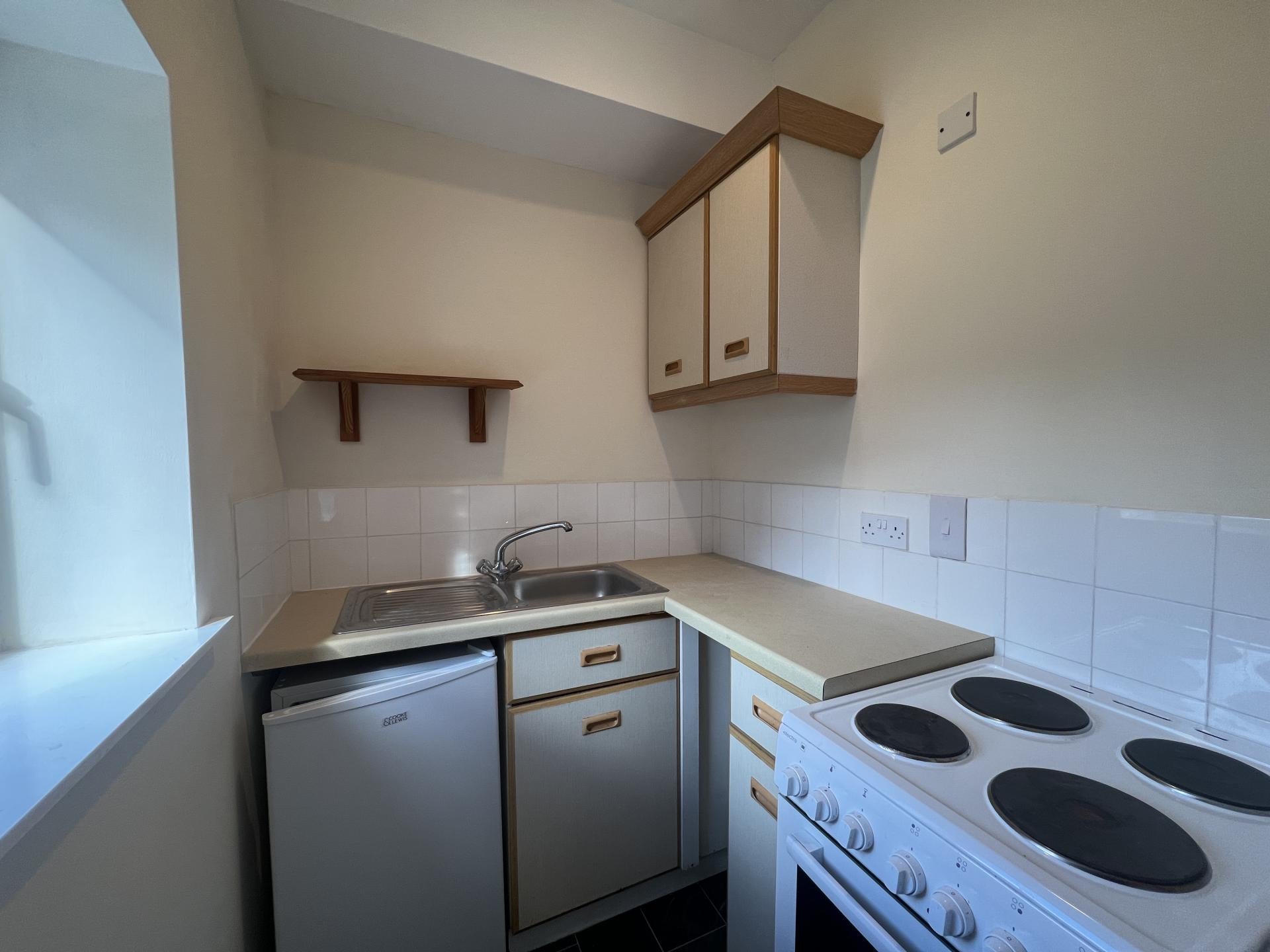Flat Phoenix Yard in Tunbridge Wells