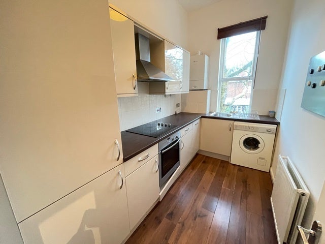 Flat Palatine Road in Manchester