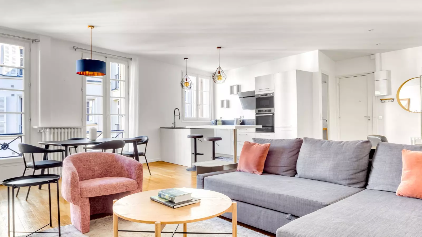 Flat Rue de Provence in Paris