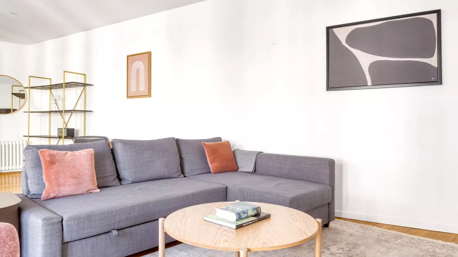 Flat Rue de Provence in Paris