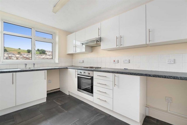 Flat 138A-138D Alexandra Road in Plymouth