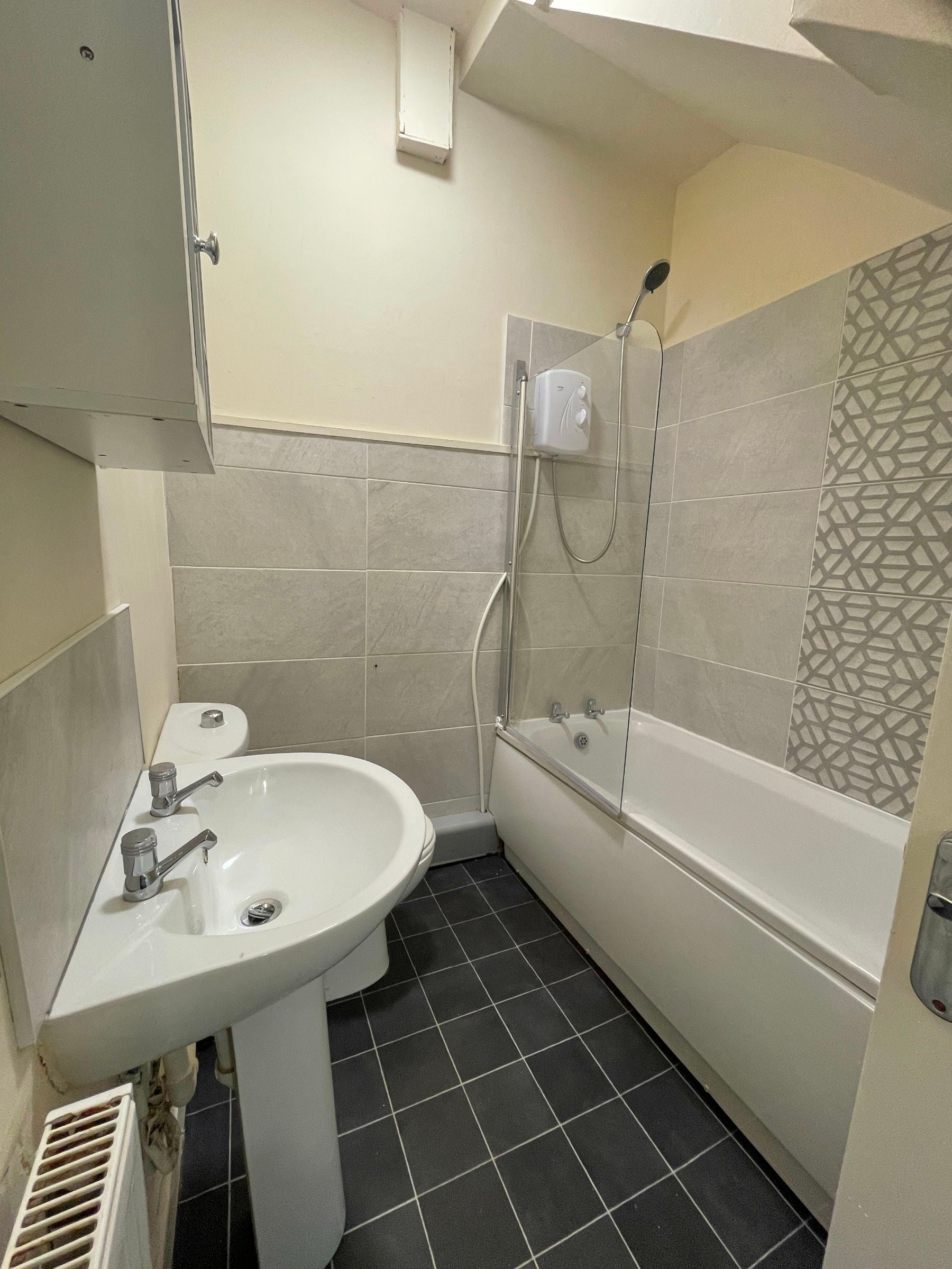 Flat Scott Lidgett Road in Stoke-on-Trent