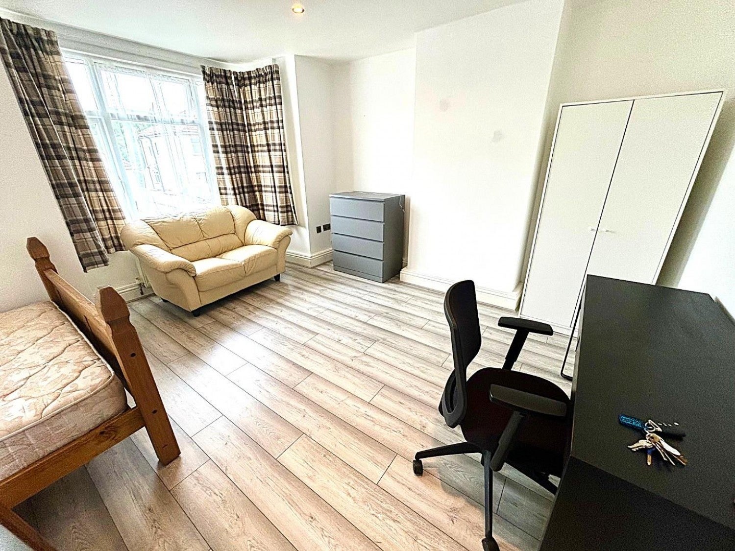 Flat Northville Road in Filton
