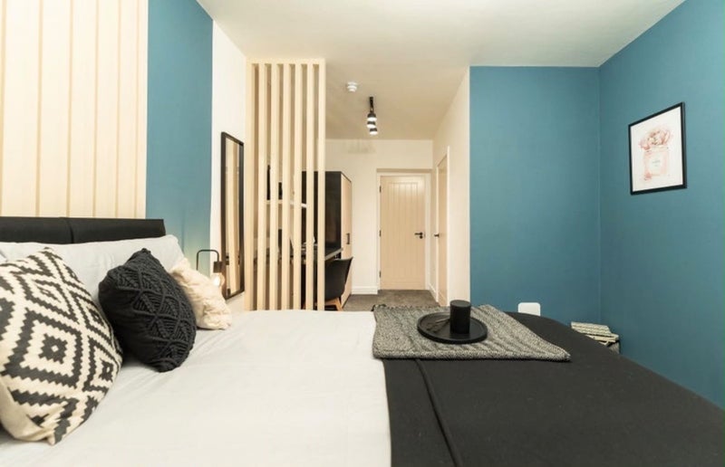 Room Ryecroft Street in Tameside