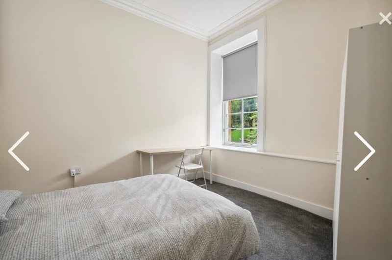 Room Woodlands Road in Glasgow