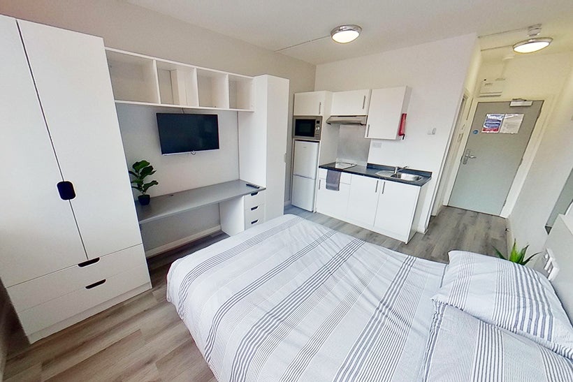 Room Milton Street in Nottingham