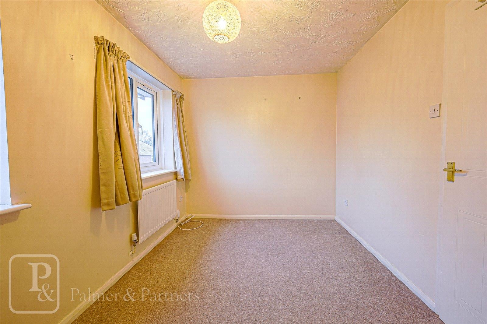 House Peto Avenue in Colchester