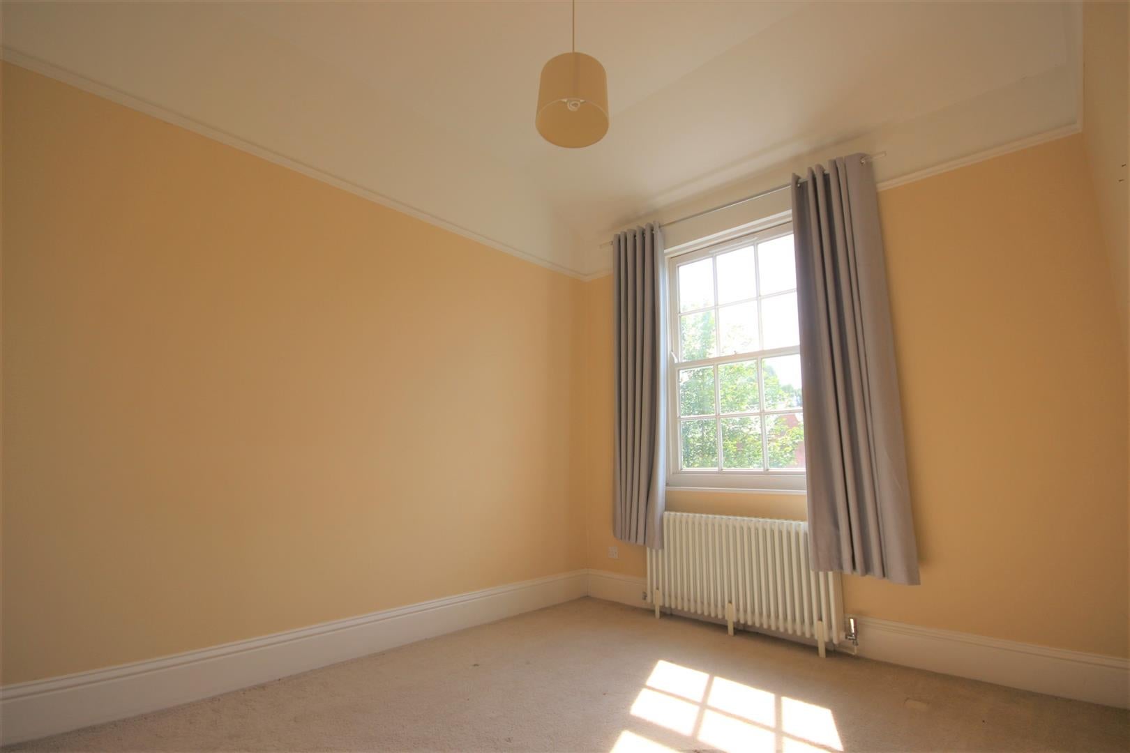 Flat North Grange in Exeter