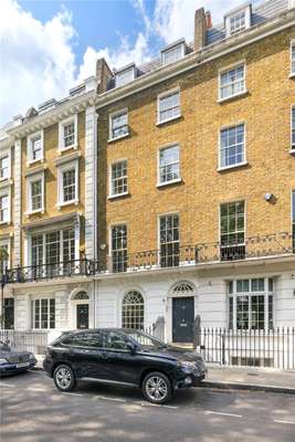 House Montpelier Square in City of Westminster