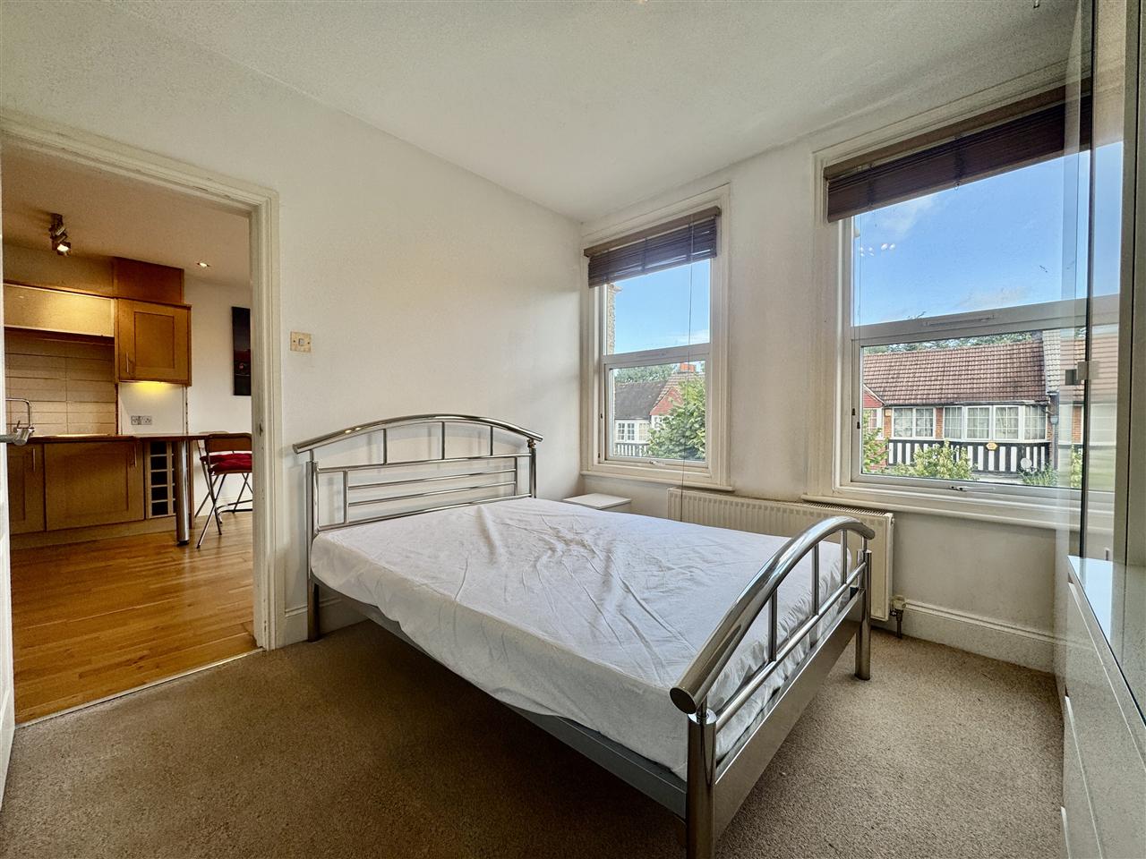 Flat Bessborough Road in Greater London