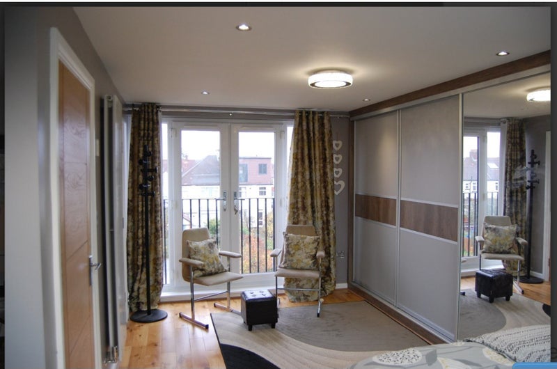Room Buckleigh Avenue in Greater London