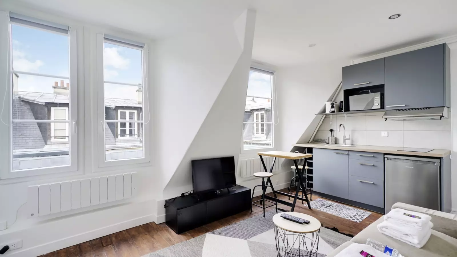 Flat Avenue Niel in Paris