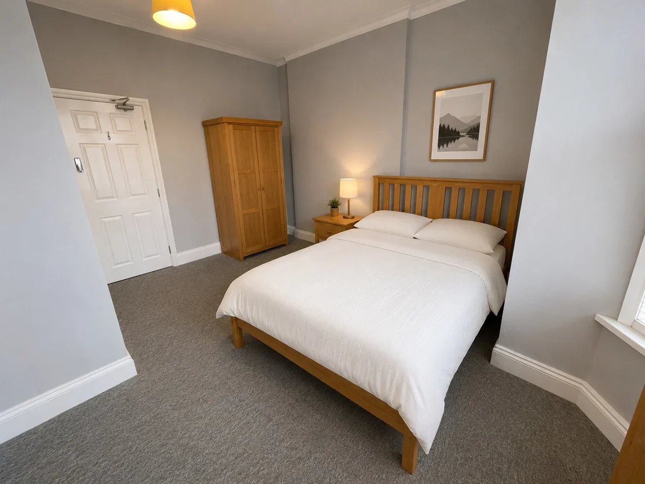 Room Victoria Road North in Portsmouth