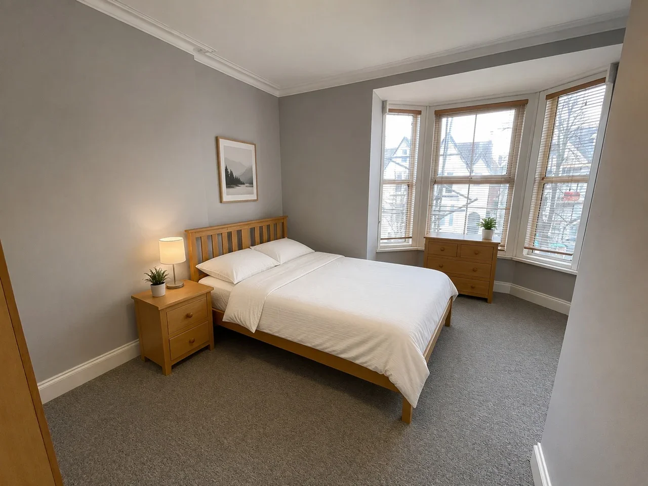 Room Victoria Road North in Portsmouth