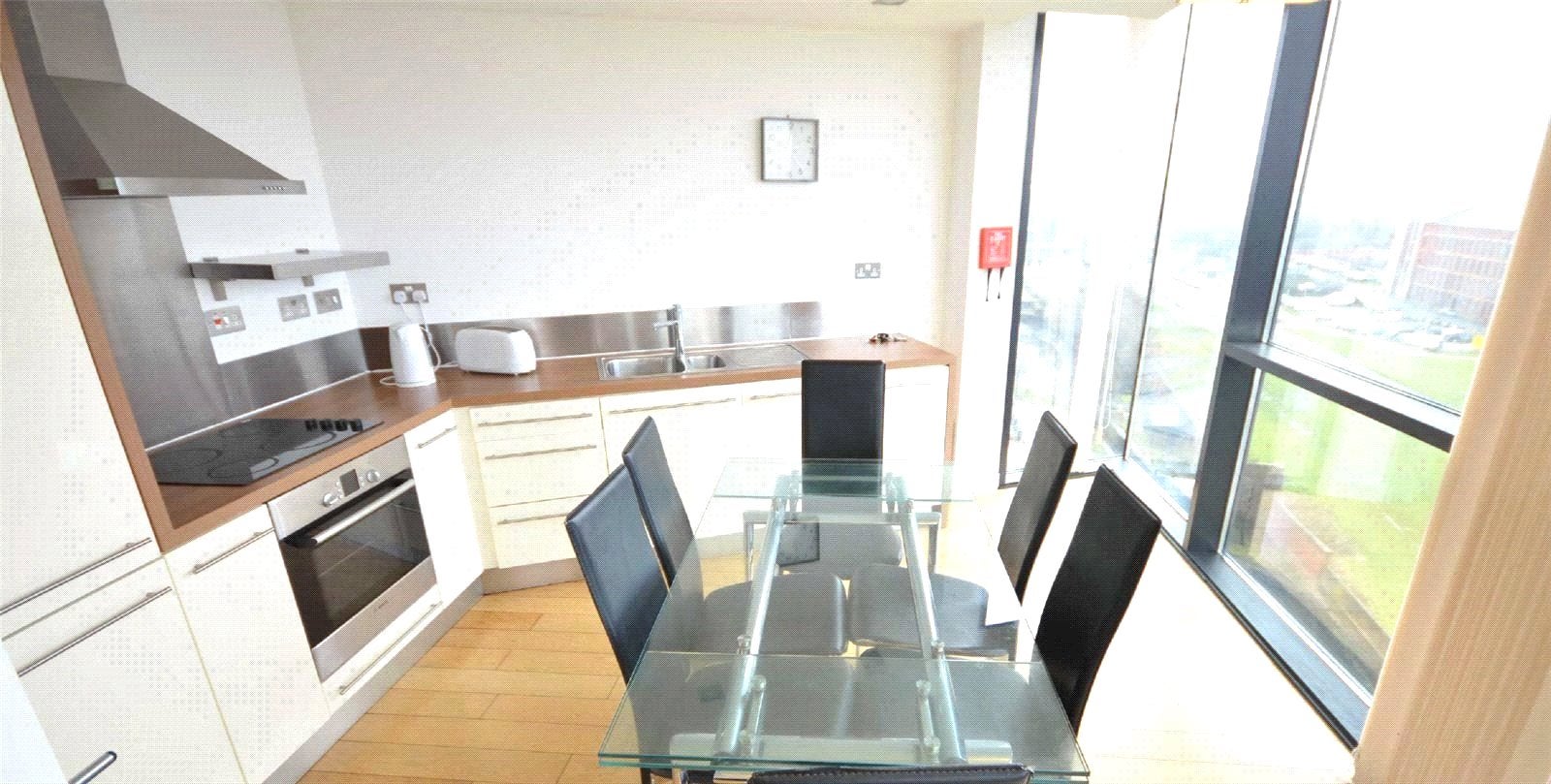 Flat Great Ancoats Street in Manchester