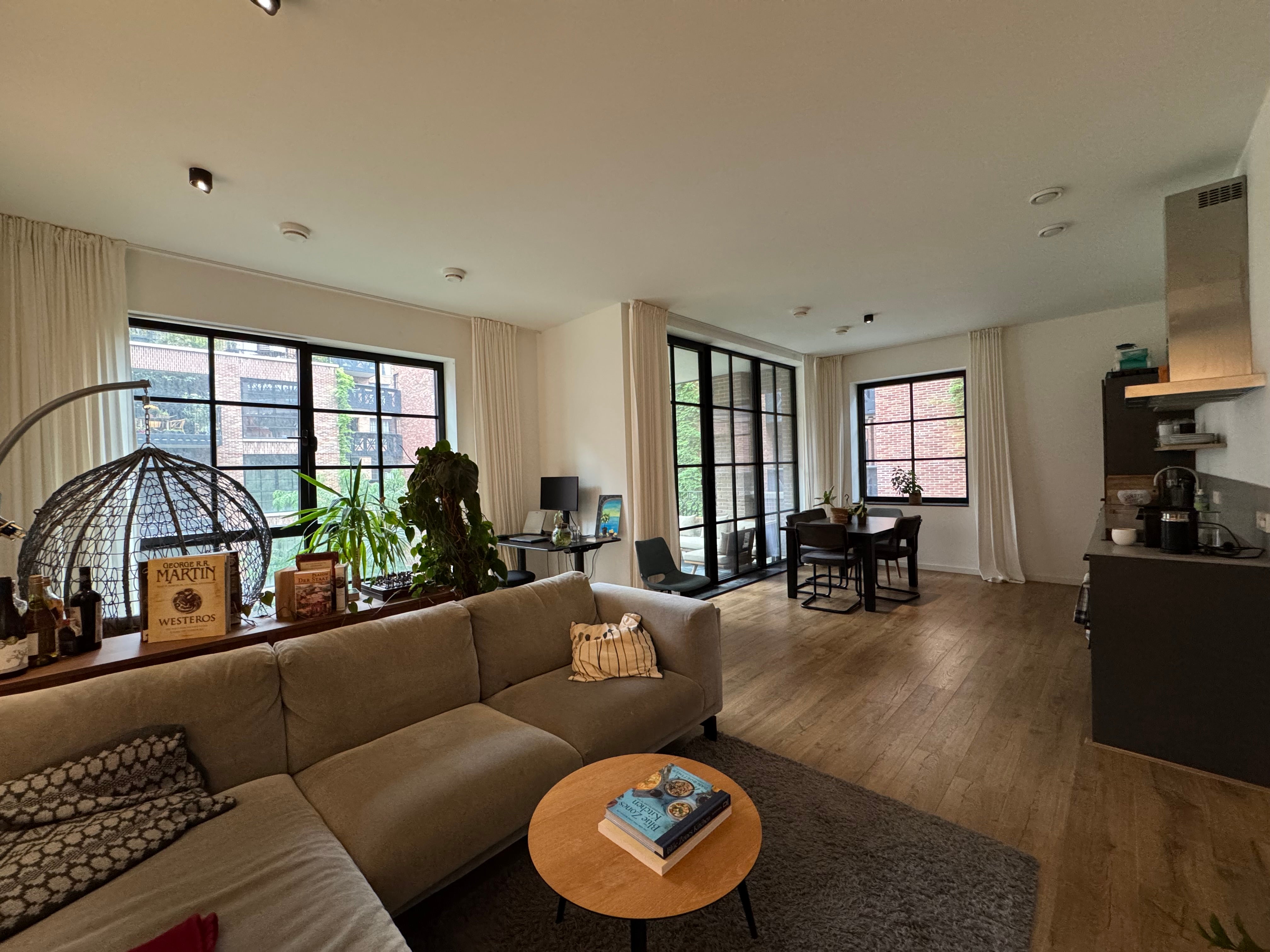 Appartement Abraham Tuschinskistraat 2