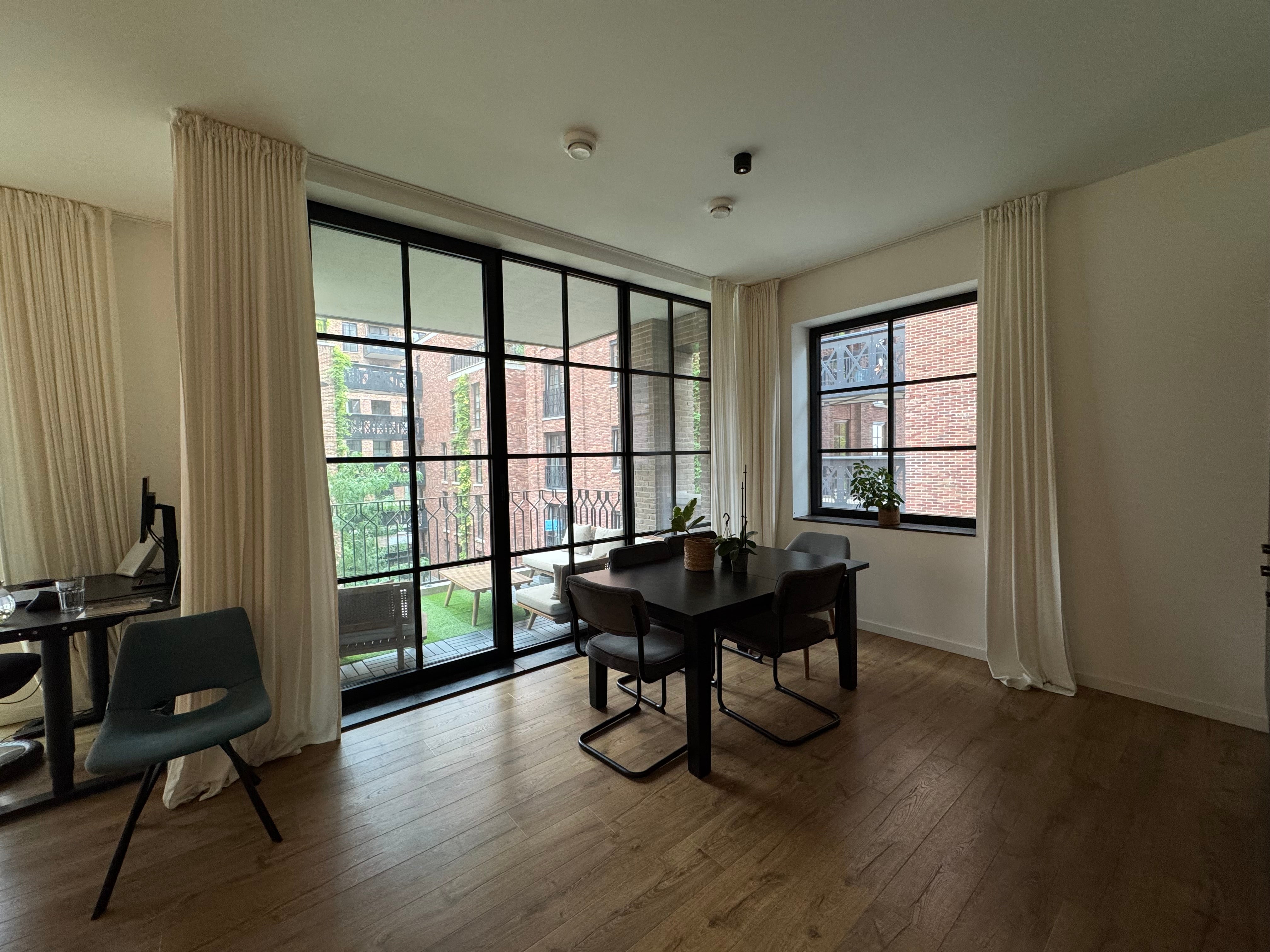 Appartement Abraham Tuschinskistraat 6