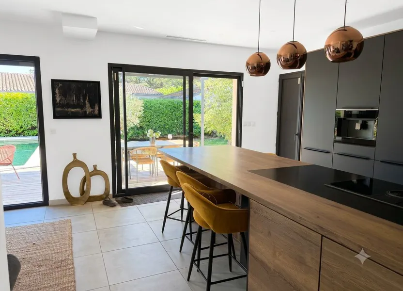Maison Route de Blauzac à Arpaillargues-et-Aureilhac