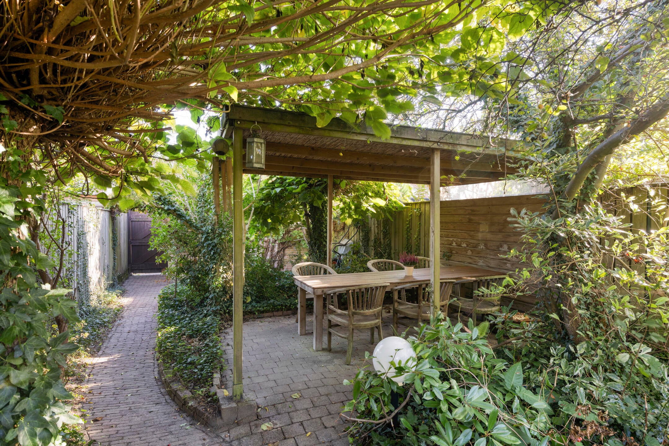 Tussenwoning te koop: Tongelresestraat 386, Eindhoven