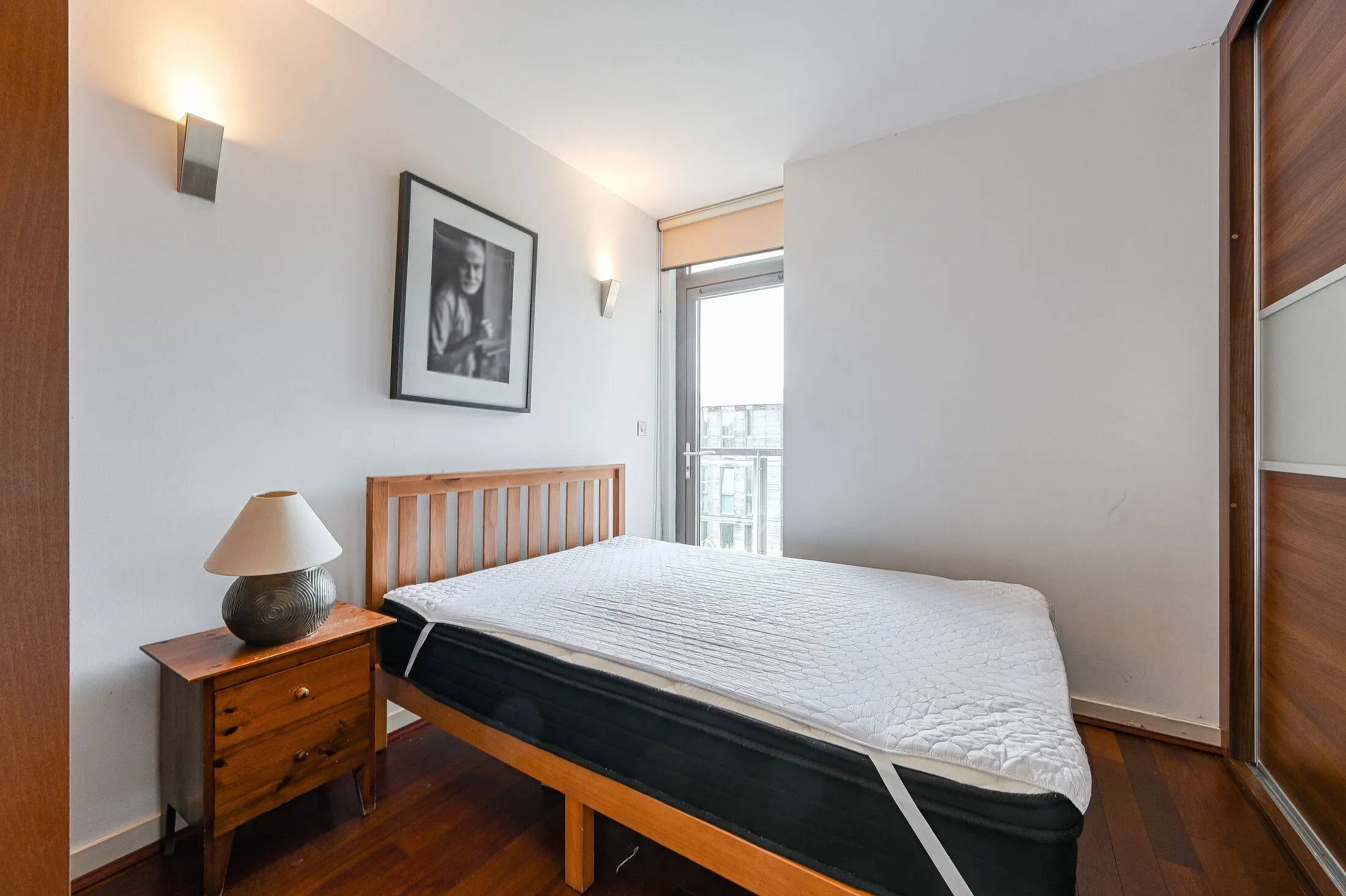 Flat Park Mews in Greater London