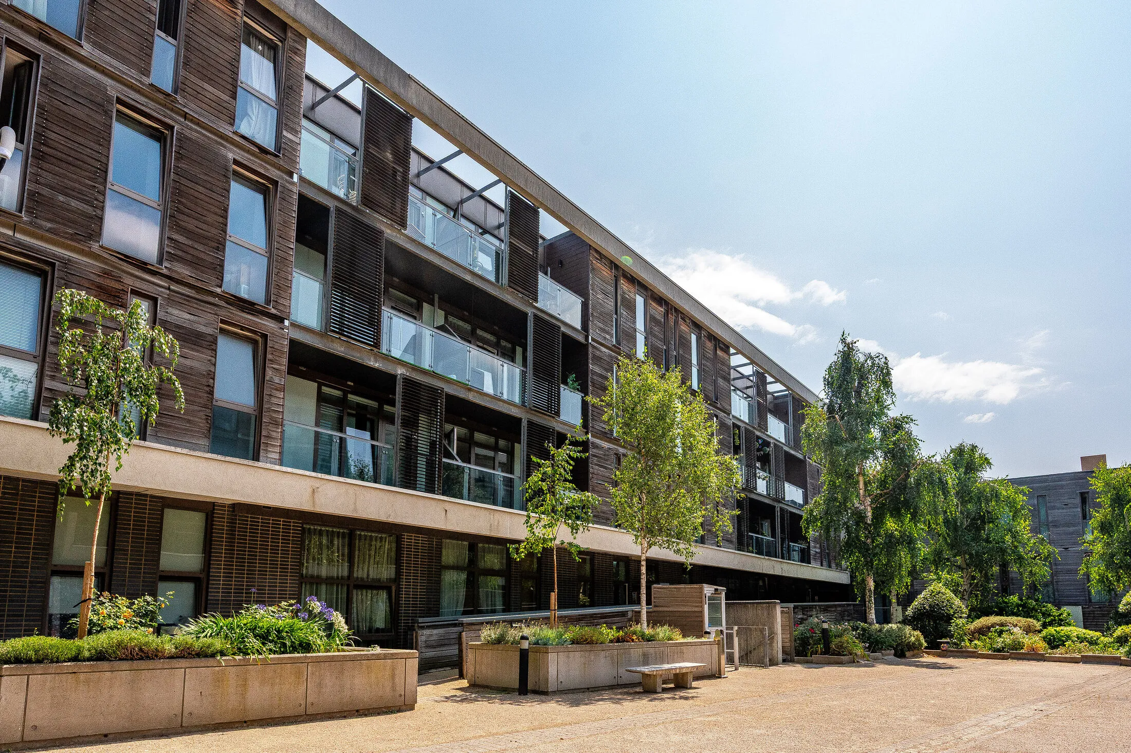 Flat Park Mews in Greater London