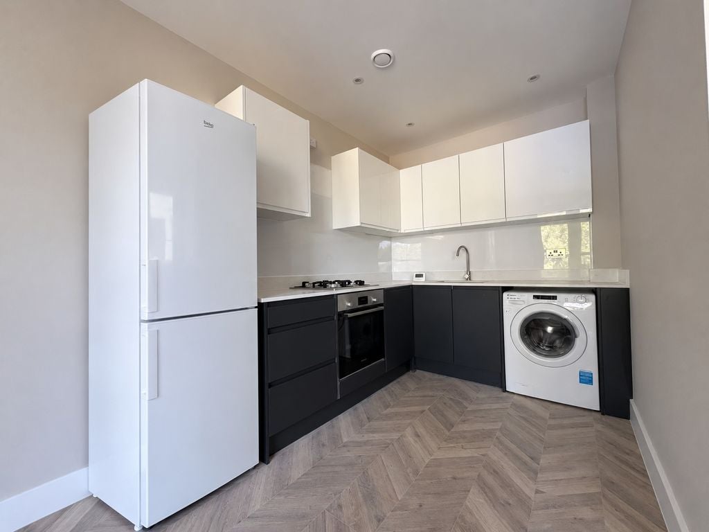 Flat Mulberry Business Park in Wokingham