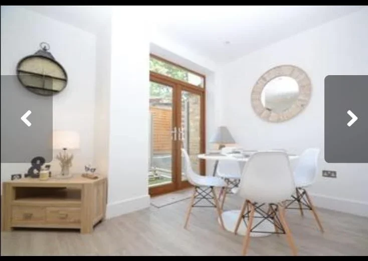 Room Friendly Street in Greater London